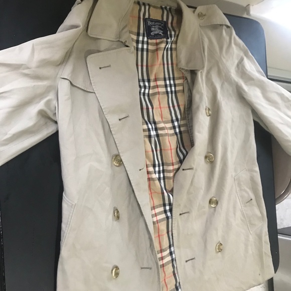 Burberry’s.London Vintage Trench coat